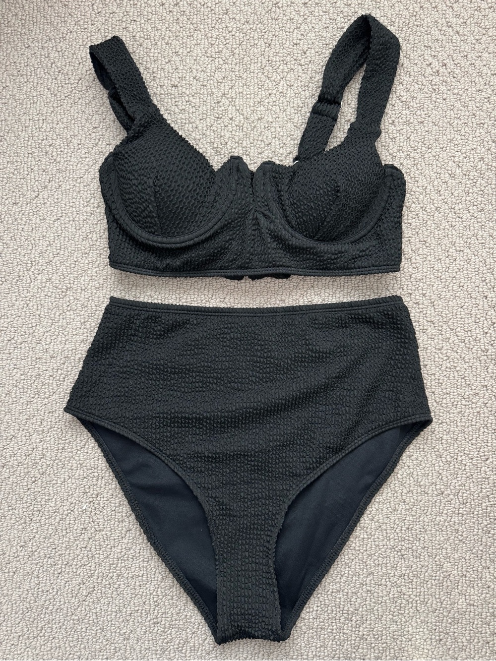 NWOT Pink Lily Black High-Waist Textured Bikini Set size Medium